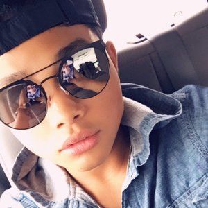 Meet your Posher, Aaron